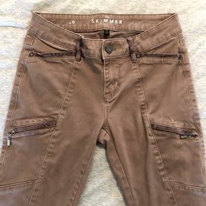 White House, Black Market | The Skimmer Pant